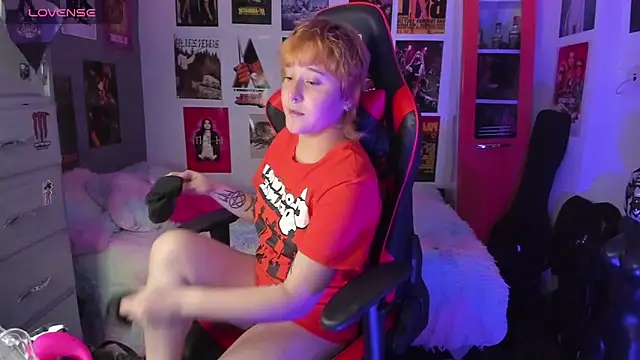 mistresscrowley666 online show from October 26, 2025, 11:27 pm