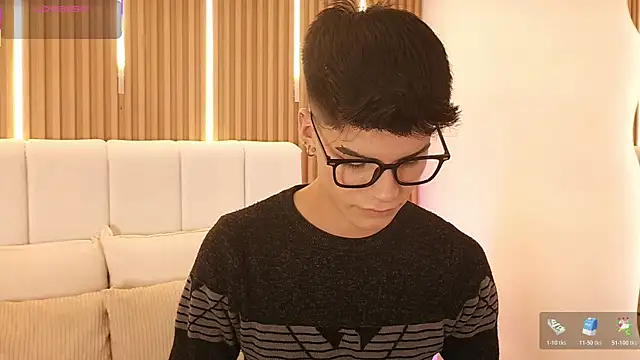 Dulcey  online show from April 11, 2026, 5:37 am