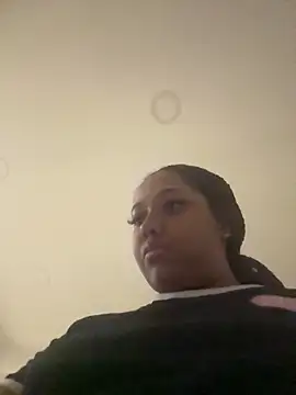  Zahara  online show from November 7, 2025, 11:19 pm