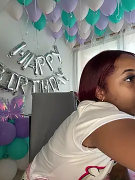  Zahara  online show from March 18, 2026, 10:43 pm