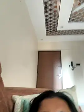 desitease online show from November 3, 2025, 9:57 am