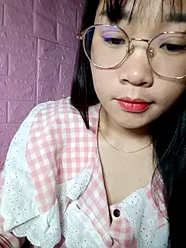 Snapshot of Maimai00 chatting on December 16, 2025, 5:39 pm Maimai00 online show from December 16, 2025, 5:39 pm