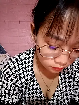 Snapshot of Maimai00 chatting on October 23, 2025, 4:33 am Maimai00 online show from October 23, 2025, 4:33 am