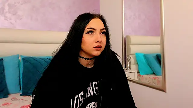 Snapshot of SweetySasha18 chatting on December 2, 2025, 6:09 pm SweetySasha18 online show from December 2, 2025, 6:09 pm