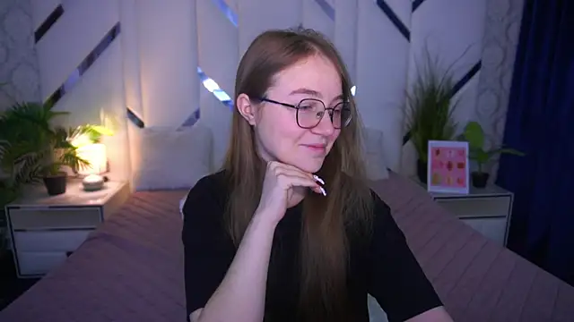 ArrinaWairr online show from February 2, 2026, 9:08 am