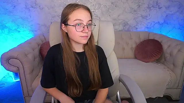 Snapshot of ArrinaWairr chatting on September 9, 2025, 8:24 am ArrinaWairr online show from September 9, 2025, 8:24 am