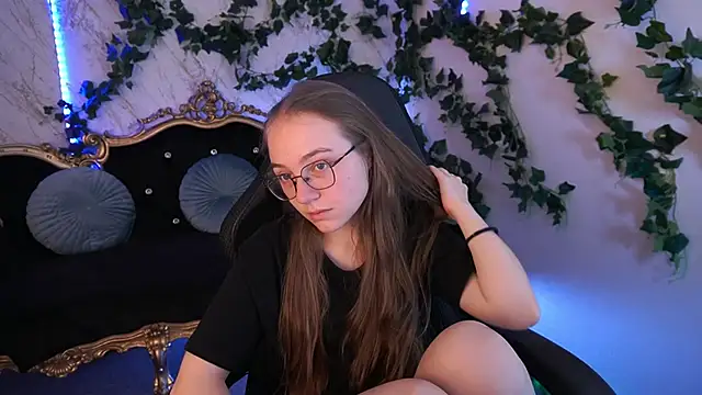 Snapshot of ArrinaWairr chatting on October 6, 2025, 7:42 am ArrinaWairr online show from October 6, 2025, 7:42 am