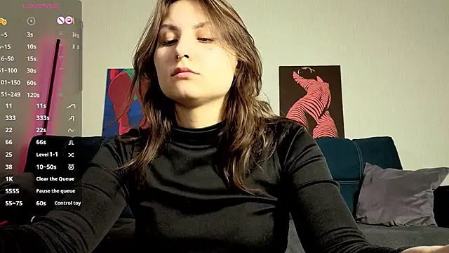 TrixiBell online show from April 11, 2026, 4:09 am