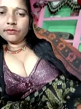 Snapshot of Cutreet chatting on December 18, 2025, 10:13 pm Cutreet online show from December 18, 2025, 10:13 pm