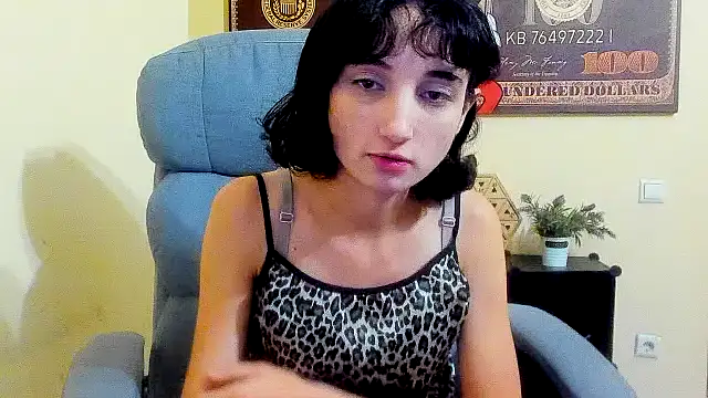 Marri-Stella online show from November 10, 2025, 9:25 am