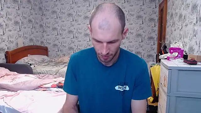 Snapshot of hangryf chatting on December 2, 2025, 9:00 am hangryf online show from December 2, 2025, 9:00 am