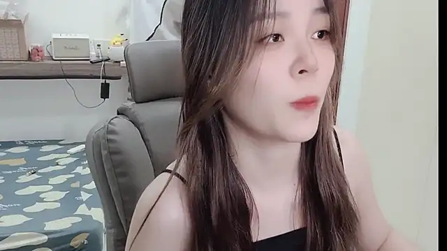 Snapshot of __Nho__ chatting on December 16, 2025, 4:22 pm Nho online show from December 16, 2025, 4:22 pm