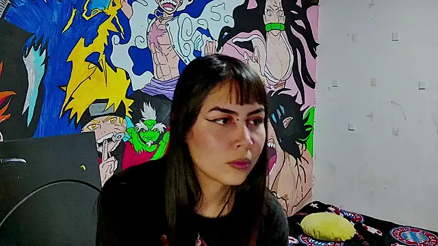 Snapshot of RoxyandAron2 chatting on November 9, 2025, 5:22 am RoxyandAron2 online show from November 9, 2025, 5:22 am