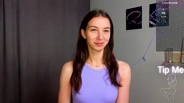 Snapshot of Made_for_Love chatting on October 6, 2025, 2:18 pm Made for Love online show from October 6, 2025, 2:18 pm