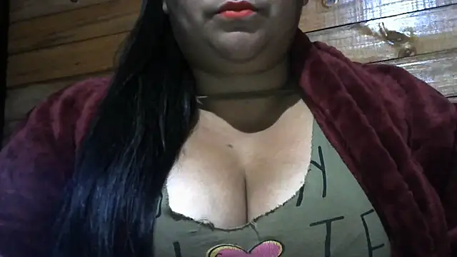 Snapshot of MARRENTINHA34 chatting on July 4, 2026, 4:22 pm MARRENTINHA34 online show from July 4, 2026, 4:22 pm