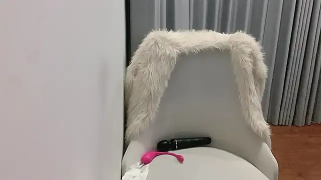 Snapshot of Azami_Chan chatting on January 9, 2026, 5:09 pm Azami Chan online show from January 9, 2026, 5:09 pm