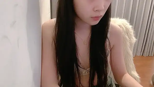 Snapshot of Azami_Chan chatting on January 14, 2026, 2:20 pm Azami Chan online show from January 14, 2026, 2:20 pm