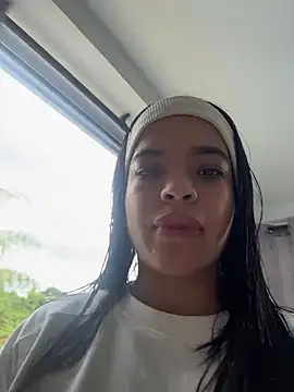 JuanitaMore01 online show from May 24, 2026, 8:31 pm