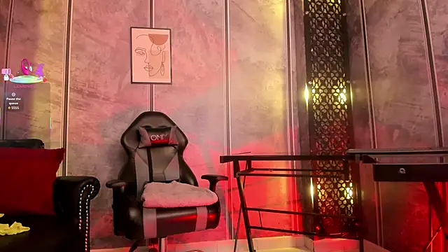 Snapshot of Saraakushh chatting on October 31, 2025, 12:13 pm Saraakushh online show from October 31, 2025, 12:13 pm