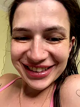 Snapshot of Cute_Erika chatting on October 23, 2025, 11:31 am Cute Erika online show from October 23, 2025, 11:31 am