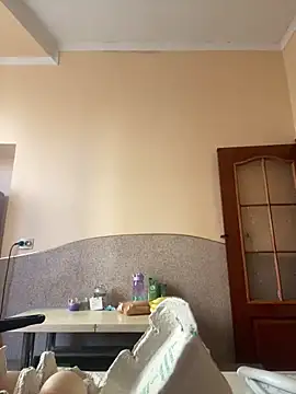 Snapshot of Cute_Erika chatting on November 1, 2025, 1:16 pm Cute Erika online show from November 1, 2025, 1:16 pm