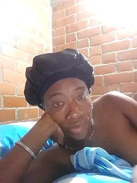 DarkHoneyy online show from February 9, 2026, 4:32 am