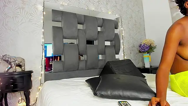 DarkHoneyy online show from September 25, 2025, 12:38 am