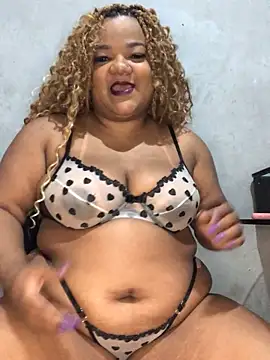 melcarioca1111 online show from November 10, 2025, 11:48 am