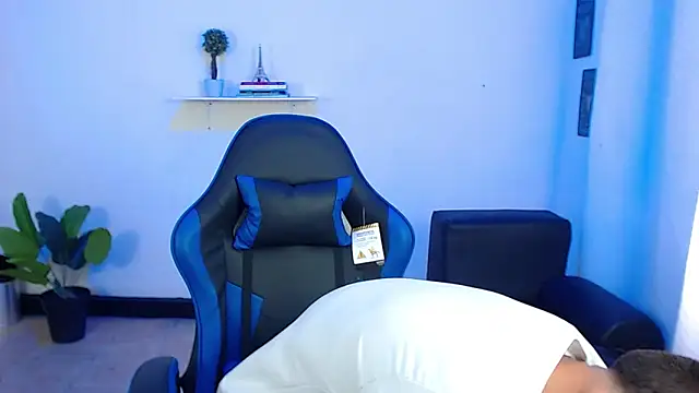 setthomas online show from September 18, 2025, 3:04 pm