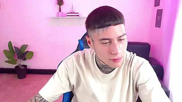 setthomas online show from October 23, 2025, 3:32 pm