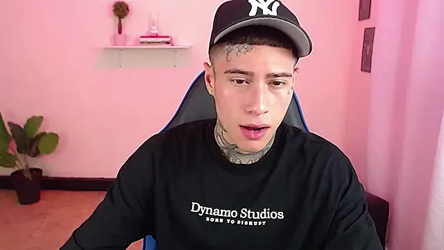 setthomas online show from November 26, 2025, 8:42 pm