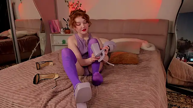 Snapshot of EmyRosaly chatting on April 22, 2026, 10:38 pm EmyRosaly online show from April 22, 2026, 10:38 pm