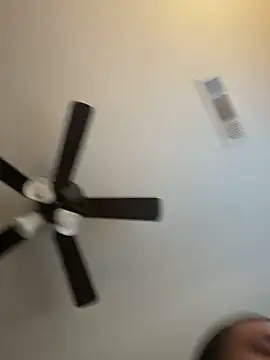 pnwzo online show from November 22, 2025, 9:13 pm