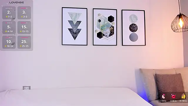 Snapshot of Tina_curly chatting on November 23, 2025, 7:46 pm Tina curly online show from November 23, 2025, 7:46 pm