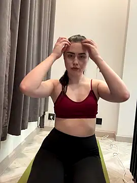 MilanaDayLi online show from October 24, 2025, 9:14 pm