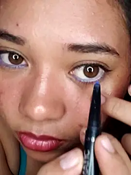 Violethroos online show from March 10, 2026, 3:43 am