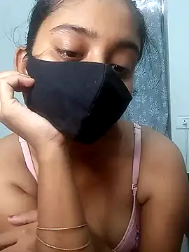 Snapshot of shrutee12 chatting on October 24, 2025, 7:07 am shrutee12 online show from October 24, 2025, 7:07 am