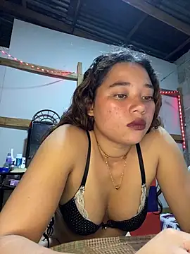 Rico02j online show from June 17, 2026, 2:44 am