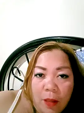 Snapshot of Hazel_20 chatting on September 17, 2025, 4:42 pm Hazel 20 online show from September 17, 2025, 4:42 pm