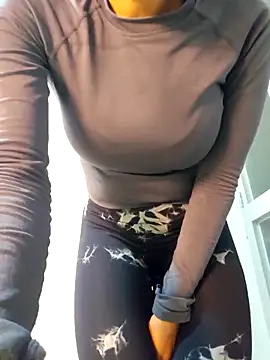 Miss Pompitas23 online show from February 10, 2026, 5:06 am