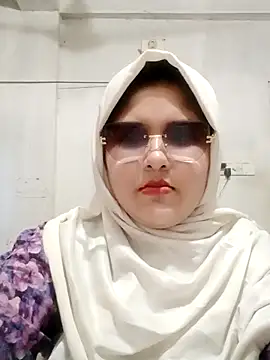 Snapshot of Nusrat-N chatting on May 20, 2026, 3:14 am Nusrat-N online show from May 20, 2026, 3:14 am