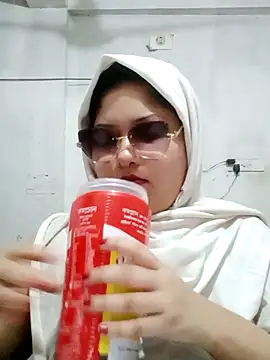 Snapshot of Nusrat-N chatting on June 1, 2026, 12:11 am Nusrat-N online show from June 1, 2026, 12:11 am