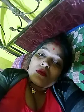 Snapshot of Samiya-143 chatting on October 27, 2025, 1:45 pm Samiya-143 online show from October 27, 2025, 1:45 pm