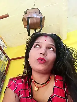Snapshot of Samiya-143 chatting on October 25, 2025, 7:40 am Samiya-143 online show from October 25, 2025, 7:40 am