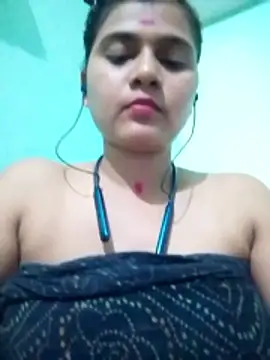 Kavya-Tiwari online show from May 15, 2026, 11:25 pm