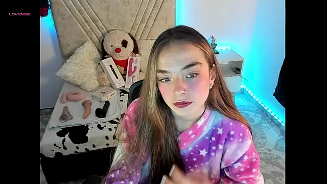 Mia Victoria22 online show from April 12, 2026, 2:59 am