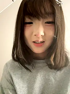 Snapshot of lelebaybay888 chatting on November 15, 2025, 4:11 pm lelebaybay888 online show from November 15, 2025, 4:11 pm