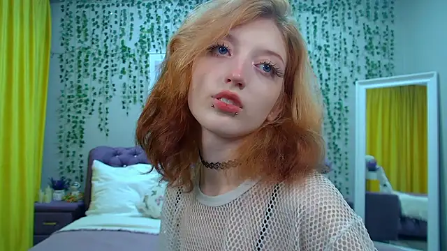 MistyMarlo online show from October 9, 2025, 5:52 am