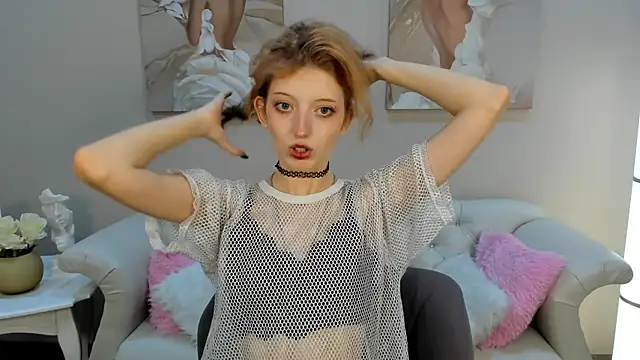 MistyMarlo online show from October 4, 2025, 6:20 pm