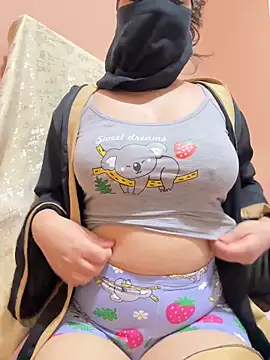  Laiali  online show from December 15, 2025, 2:12 pm